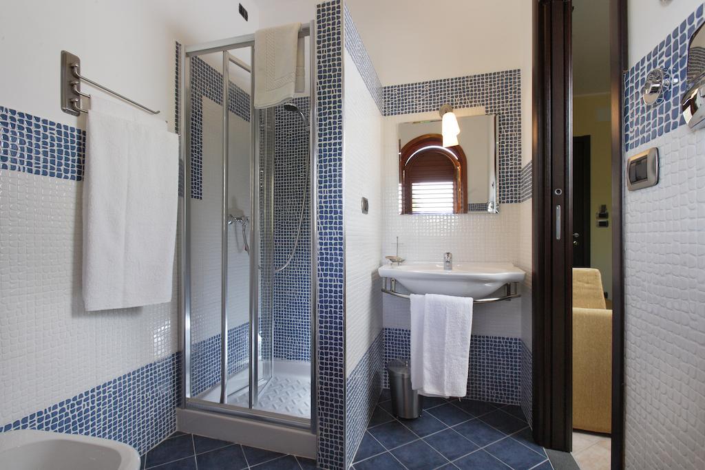 Triple Room with Garden View
